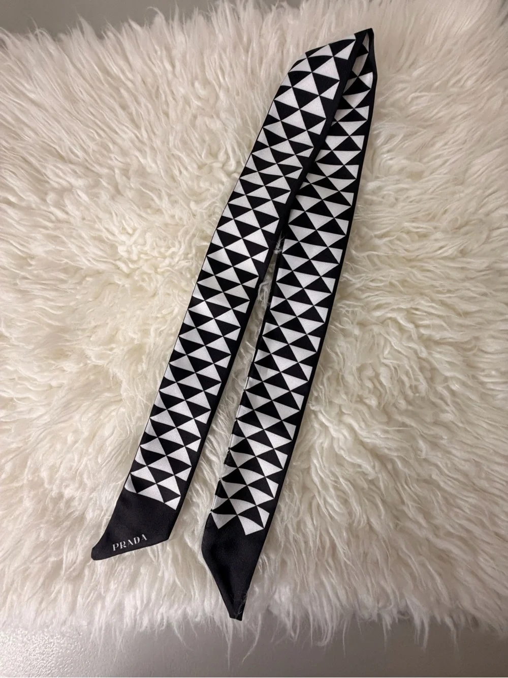 Black & White Geometric Silk Twilly Scarf